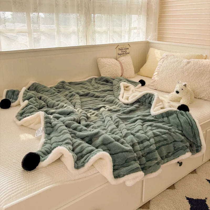 Lapinora™ | Jacquard Dicke & Weiche Winterdecke | Kaninchenfelloptik mit Bommel | Ideal für Sofa, Büro & Schlafzimmer