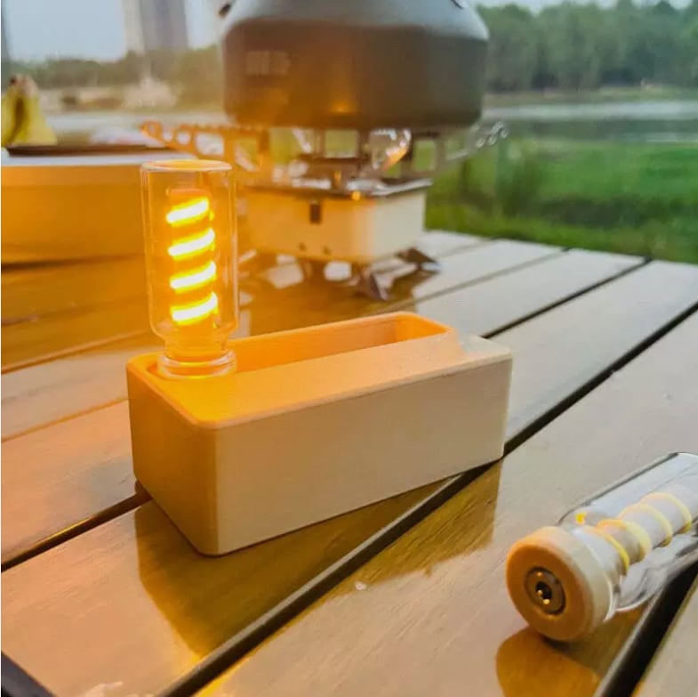 MagnetoLamp™ | 3D-gedruckte magnetische Ejektions-Nachtlampe