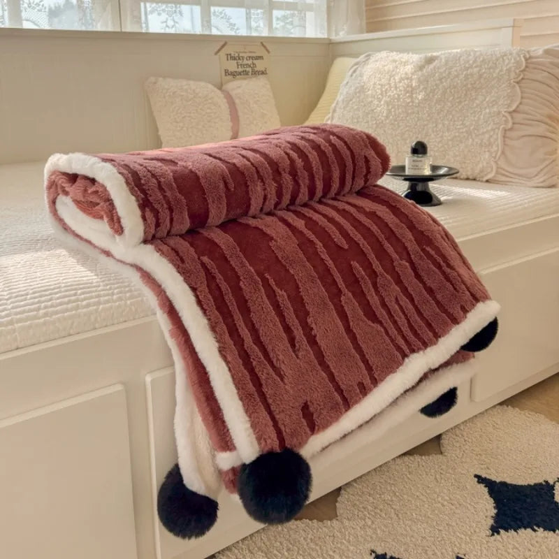 Lapinora™ | Jacquard Dicke & Weiche Winterdecke | Kaninchenfelloptik mit Bommel | Ideal für Sofa, Büro & Schlafzimmer