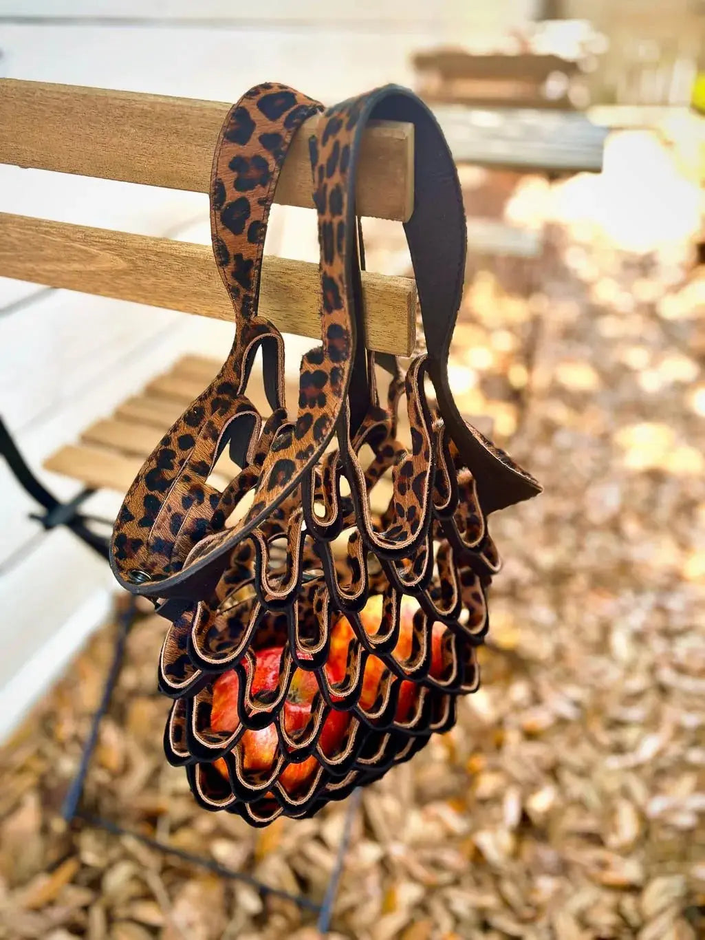 SculpturaBag™ | Handgefertigte Leder-Falttragetasche – formwandelbare, leichte Tasche