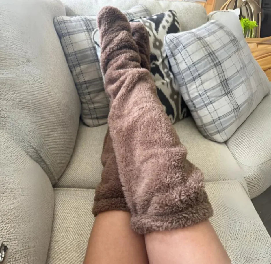 CozyKnee™ | Flauschige Overknee-Wintersocken