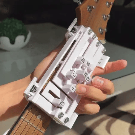 GuitarGuide | Gitarrenakkorddrücker und -trainer