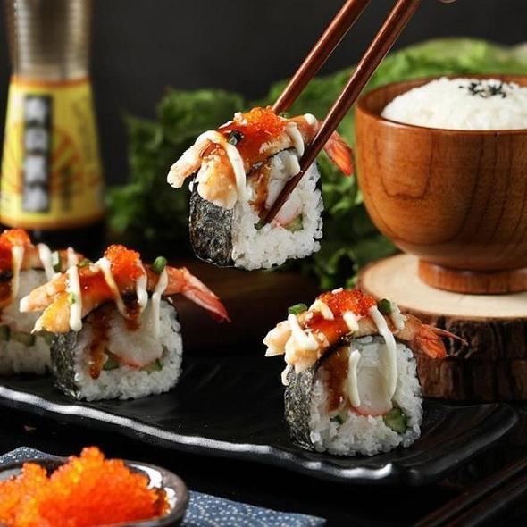 SushiMeister Pro™ | Verwandle deine Küche in einen Sushi-Tempel und beeindrucke mit jedem perfekten Stück