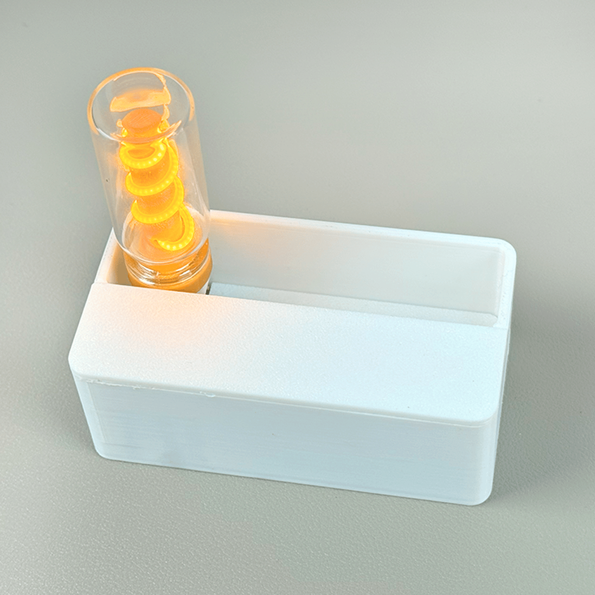 MagnetoLamp™ | 3D-gedruckte magnetische Ejektions-Nachtlampe