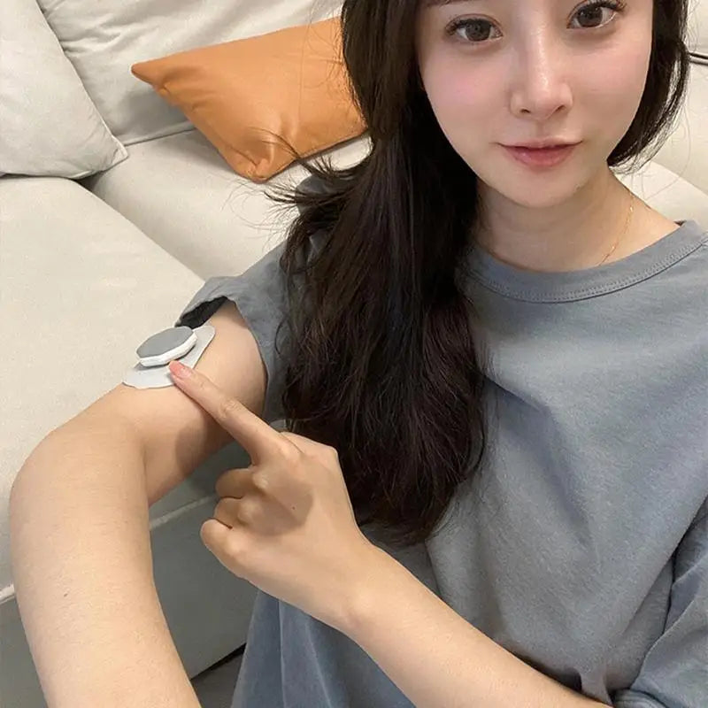 50% RABATT | MassaVive™ | Dein kabelloser EMS-Masseur für überall